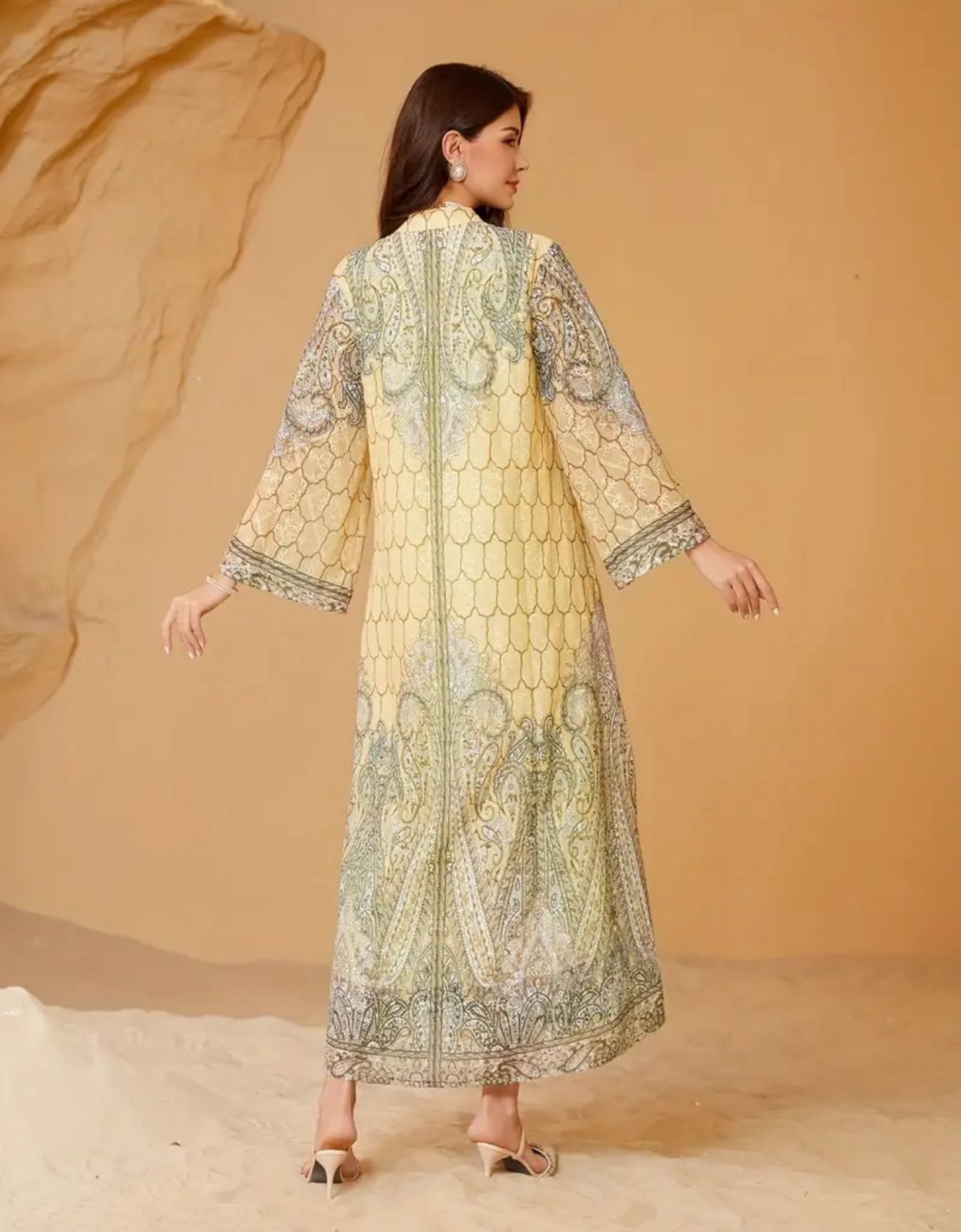 Elegant, glittering, embellished jalabiya abaya for women thumbnail 5