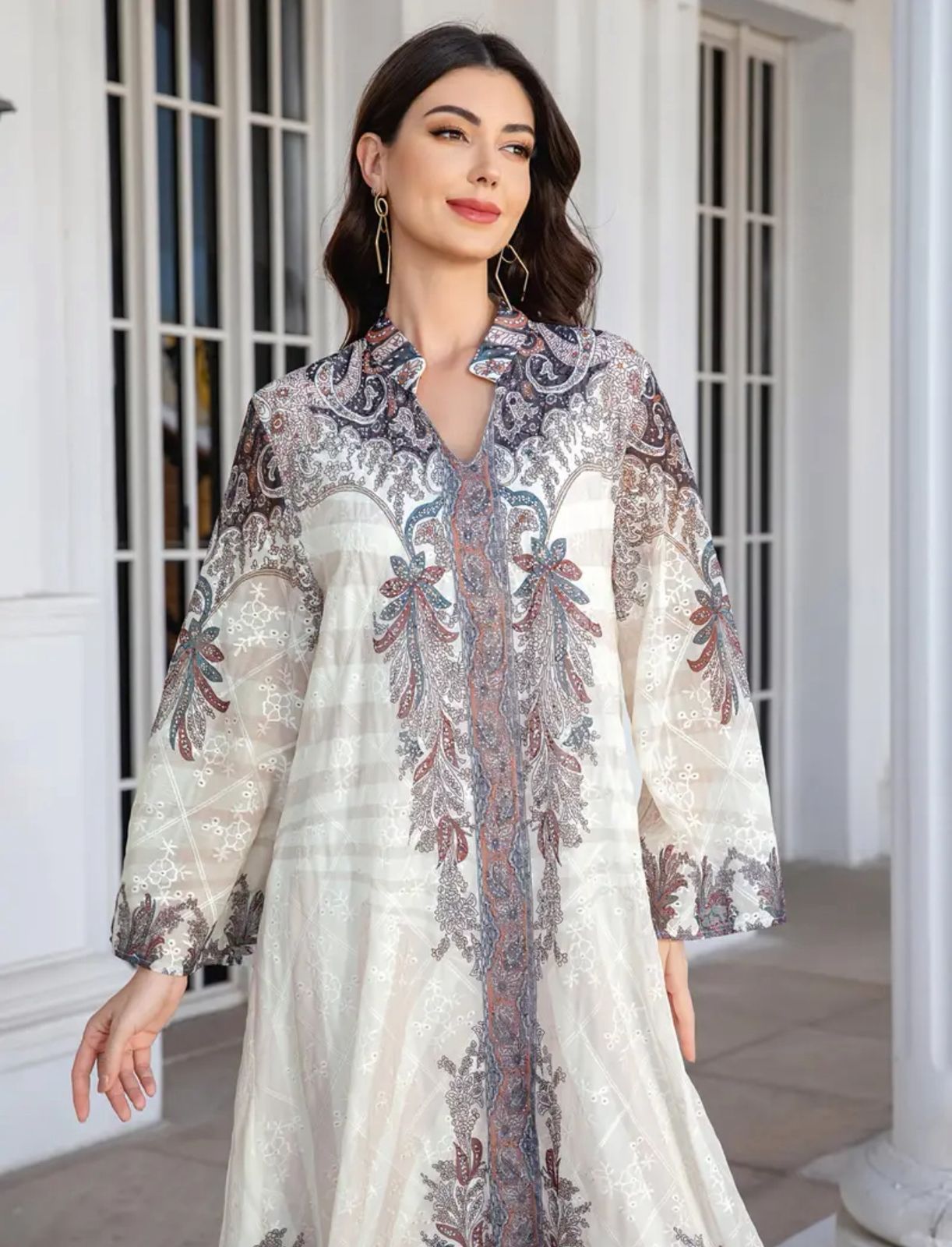 Elegant, glittering, embellished jalabiya abaya for women