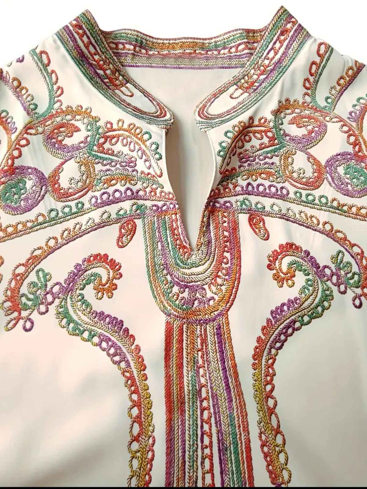 Elegant, glittering, embellished jalabiya abaya for women thumbnail 6